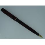 VINTAGE ONOTO 'THE PEN' FOUNTAIN PEN - (1930s-40s) Red and Black Marble De La Rue, No number -