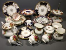 COALPORT BATWING, ROYAL ALBERT OLD COUNTRY ROSES, Royal Crown Derby Comport and other items of