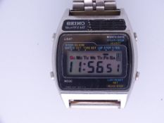 SEIKO QUARTZ DIGITAL ALARM CHRONOGRAPH WRISTWATCH, calibre A159-4019 with original box and