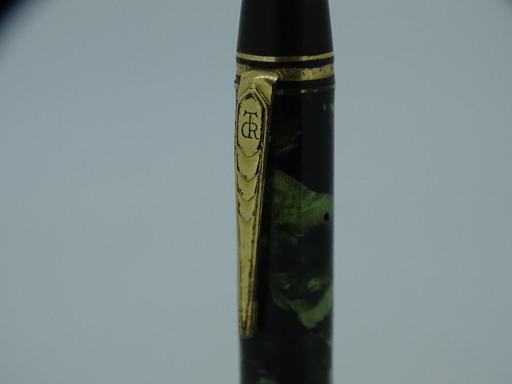 VINTAGE ONOTO 'THE PEN' No.6235 FOUNTAIN PEN - (1930s -1940s) Green Marble De La Rue with gold - Image 3 of 3