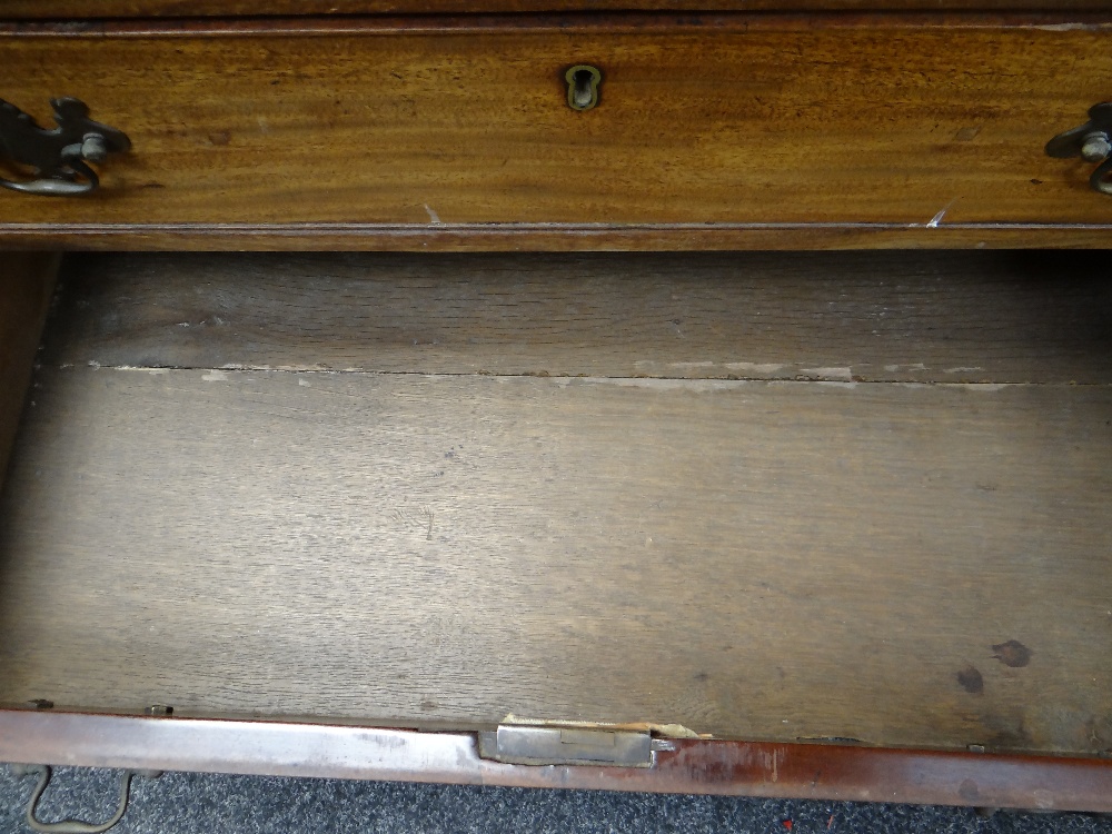 18TH CENTURY MAHOGANY BACHELORS CHEST, fitted four graduated long drawers and brushing slide, - Image 23 of 23