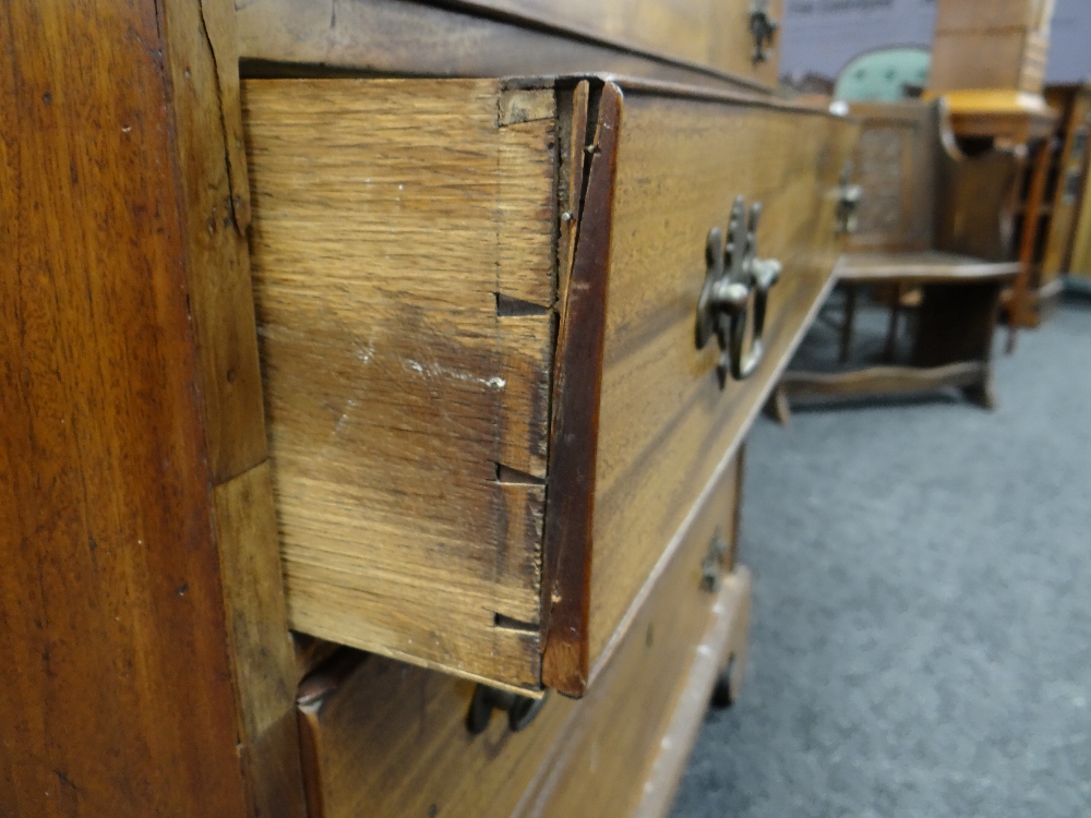 18TH CENTURY MAHOGANY BACHELORS CHEST, fitted four graduated long drawers and brushing slide, - Image 7 of 23