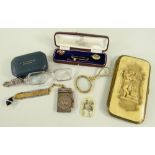 ASSORTED JEWELLERY & COLLECTABLES comprising magnifying glass, marcasite set lorgnettes, 9ct gold