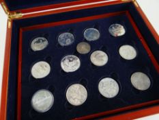 ASSORTED COLLECTABLE SILVER COINS comprising five Britannia one ounce fine silver coins dated