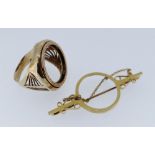 9CT GOLD JEWELLERY comprising scroll design bar brooch and ring, 12gms (2) Condition Report: Both