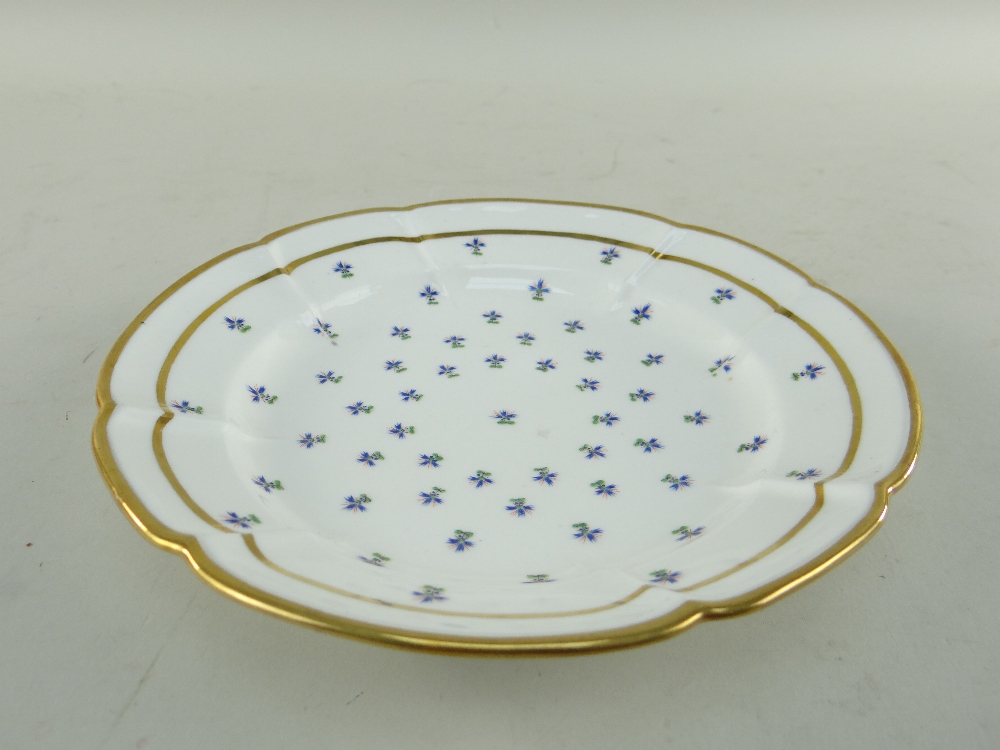 A MATCHING SET OF SIX SWANSEA PORCELAIN CRUCIFORM CIRCULAR DISHES painted with regularly spaced - Image 7 of 29