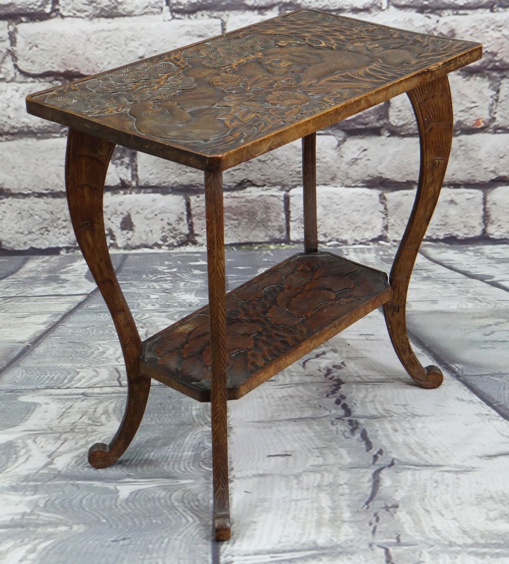 JAPANESE OCCASIONAL TABLE, rectangular top carved with a the Sanzaru - Bild 3 aus 8