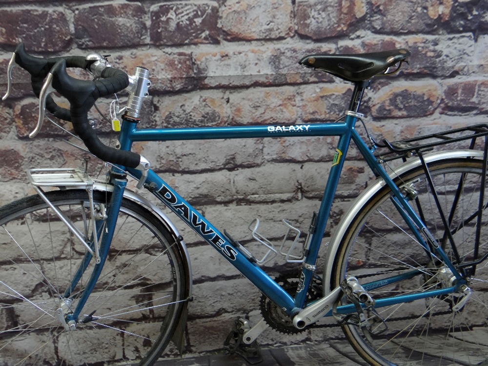 DAWES GALAXY TOURING BICYCLE, teal 22" frame, Shimano Deore 3x9 speed gears, Brooks leather saddle - Image 3 of 3