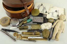 ASSORTED COLLECTABLES comprising vesta cases, propelling pencils, travel vanity set, pen and