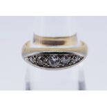 18CT GOLD FIVE STONE DIAMOND RING, the graduating diamonds totalling 0.3cts approx., ring size K,