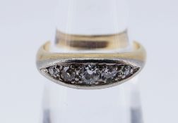 18CT GOLD FIVE STONE DIAMOND RING, the graduating diamonds totalling 0.3cts approx., ring size K,