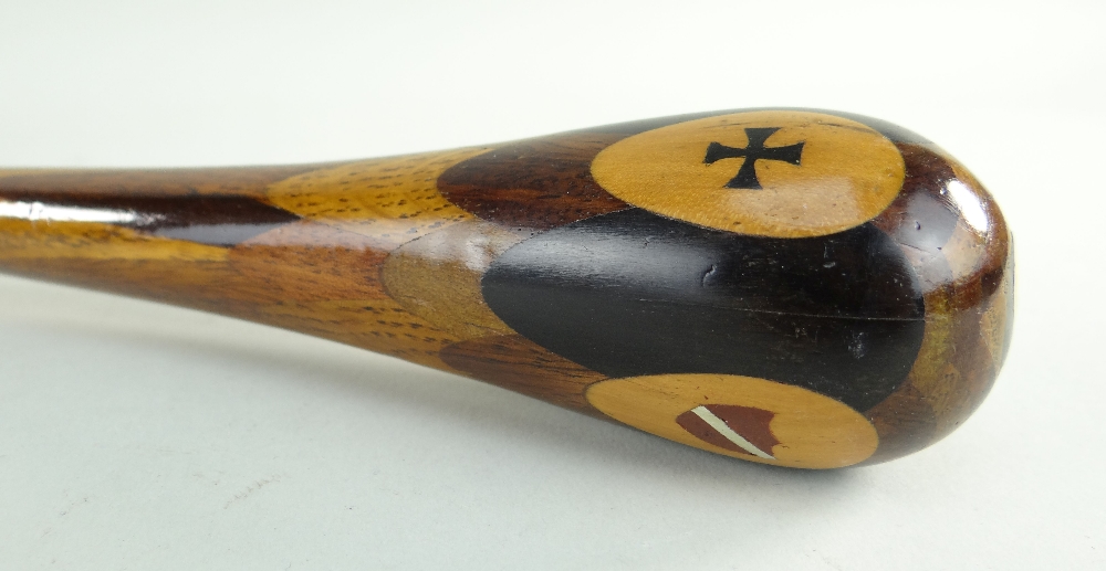 EDWARDIAN SPECIMEN WOOD WALKING CANE, swollen handle with Maltese cross and red wax/silver metal - Image 2 of 5