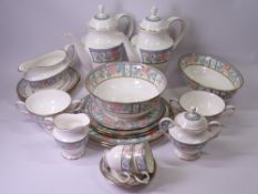 ROYAL GRAFTON SUMATRA TEA & DINNERWARE, approximately 22 pieces