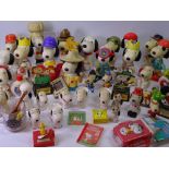 SNOOPY PLASTIC MODEL FIGURES, a good assortment and a Nintendo game and watch small console (