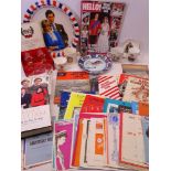 MIXED COMMEMORATIVES & COLLECTABLE EPHEMERA including a booklet titled Cunard White Star Liners of