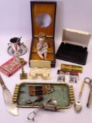 MIXED COLLECTABLES GROUP including a vintage photocard viewer, a boxed Vista screen 3d viewer,