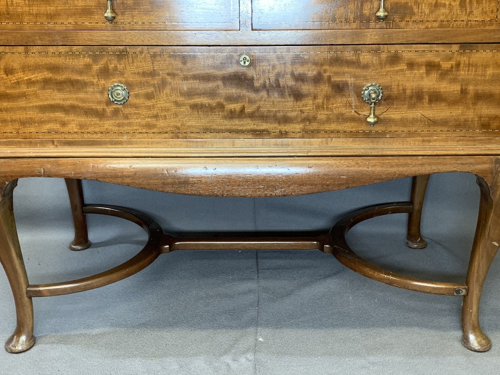 QUALITY WARINGS STAMPED STRING INLAID MAHOGANY FALL-FRONT BUREAU, the fall with boxwood inlaid - Image 5 of 8