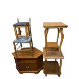 VINTAGE & LATER FURNITURE PARCEL (5 ITEMS) including a walnut two-tier trolley, 64.5cms H, 50cms sq,
