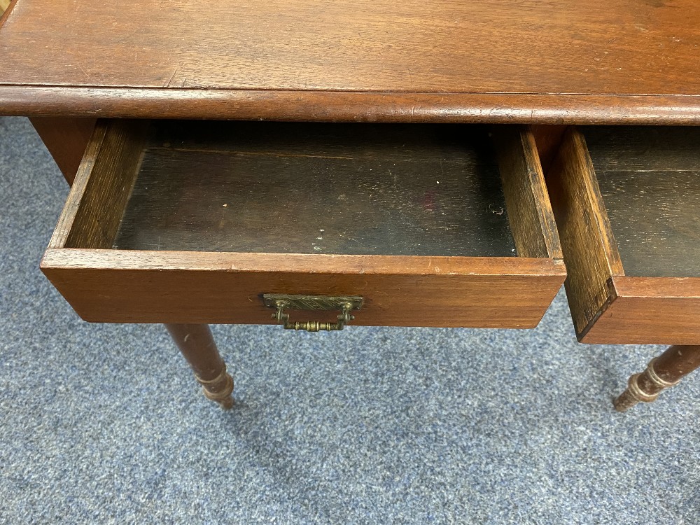 CIRCA 1900 MAHOGANY TWO DRAWER HALL TABLE on turned supports, 76.5cms H, 83.5cms W, 47cms D - Image 3 of 4