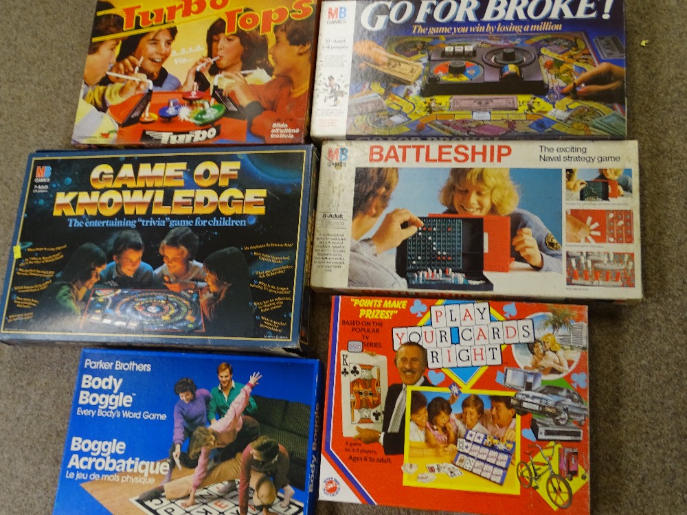 VINTAGE & LATER BOARD, TABLE & CONSTRUCTION GAMES including Monopoly, Battleship, Meccano - Image 3 of 5