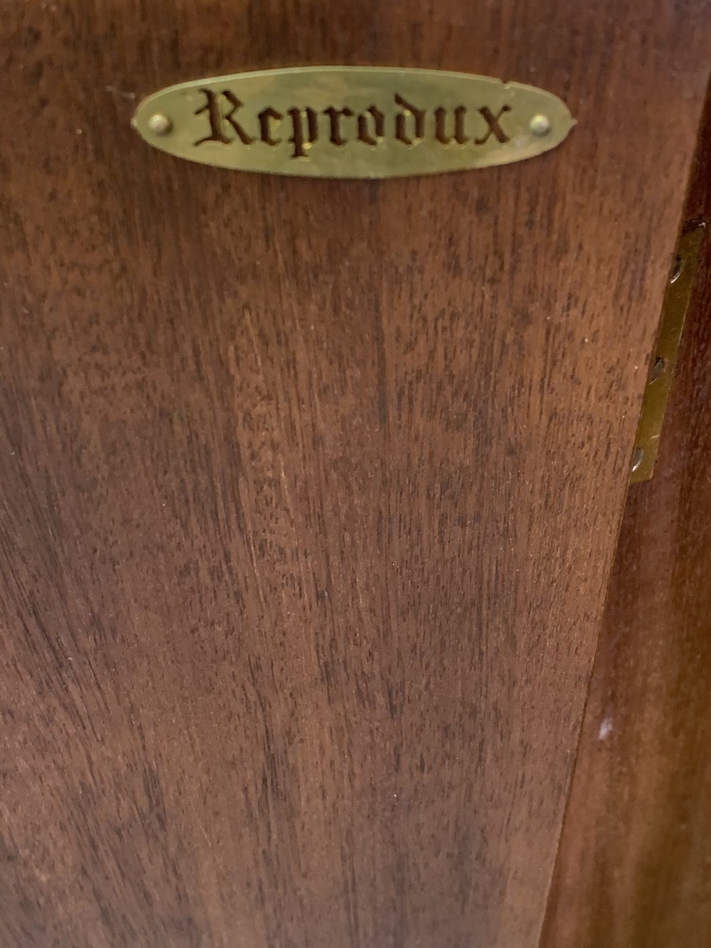 REPRODUCTION BURR WALNUT BREAKFRONT SIDEBOARD and a glass top corner display cabinet, unbranded - Image 3 of 5