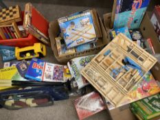 TOYS & GAMES - Chess, Harry Potter and a large quantity of other board games ETC