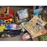 TOYS & GAMES - Chess, Harry Potter and a large quantity of other board games ETC