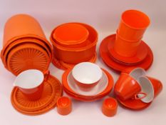 MID-CENTURY TUPPERWARE and similar containers and picnic items