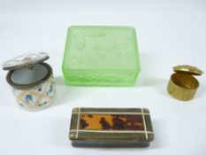 VINTAGE BOXES (4) to include a horn and tortoiseshell snuff box, cylindrical gilt metal pill box