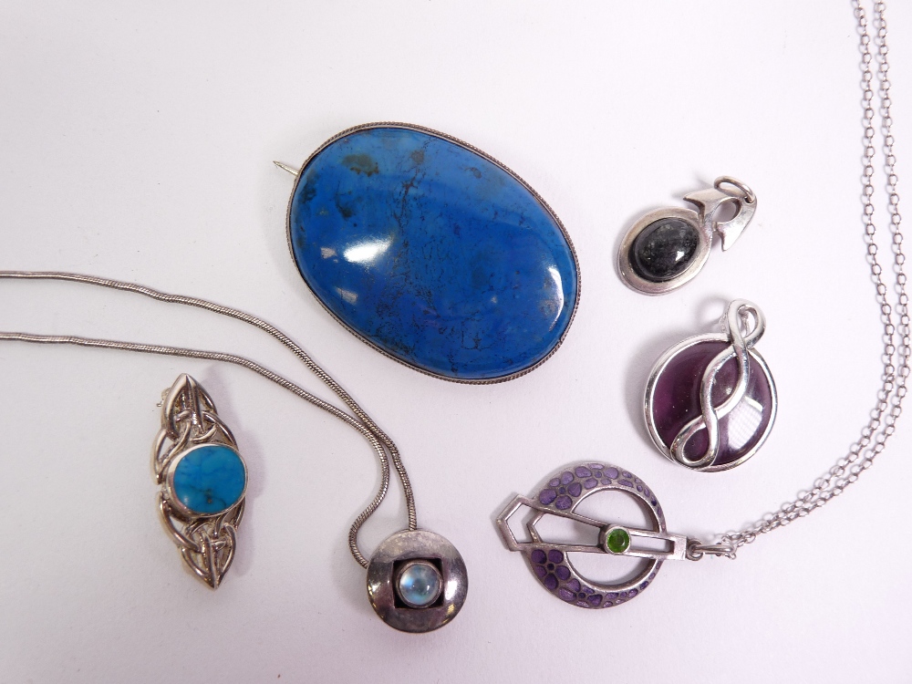 FINLAND & OTHER SILVER STYLISH/CELTIC JEWELLERY, oval lapis brooch, enamelled pendant ETC - Image 2 of 2