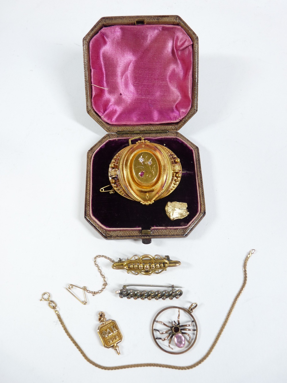 VICTORIAN & LATER GOLD & OTHER METAL JEWELLERY- 6 ITEMS to include a diamond and Ruby set