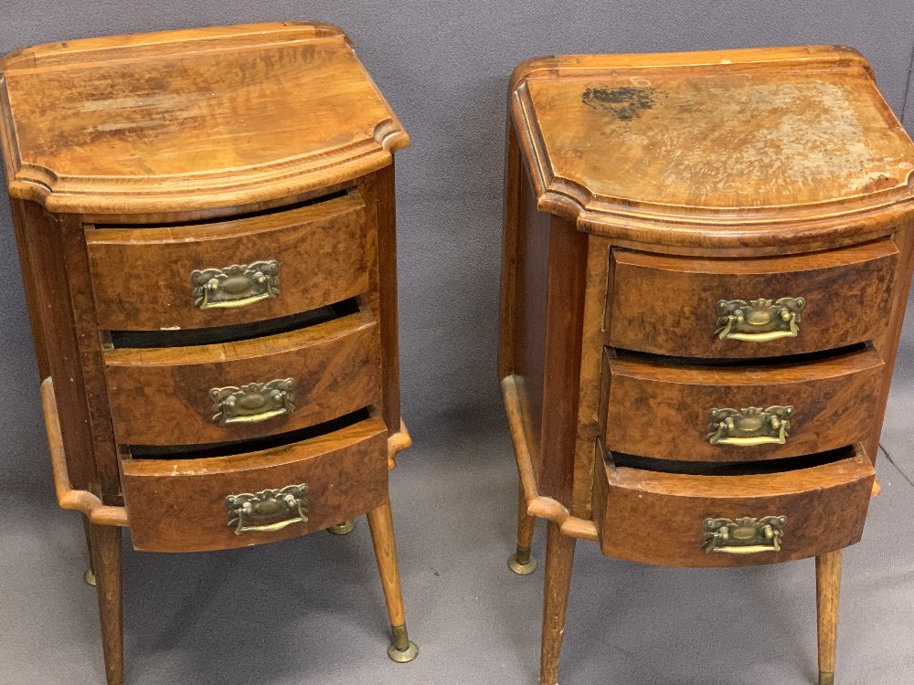 ANTIQUE STYLE WALNUT DRESSING MIRROR and two bedside chests, the mirror with swing action, brass - Image 3 of 3