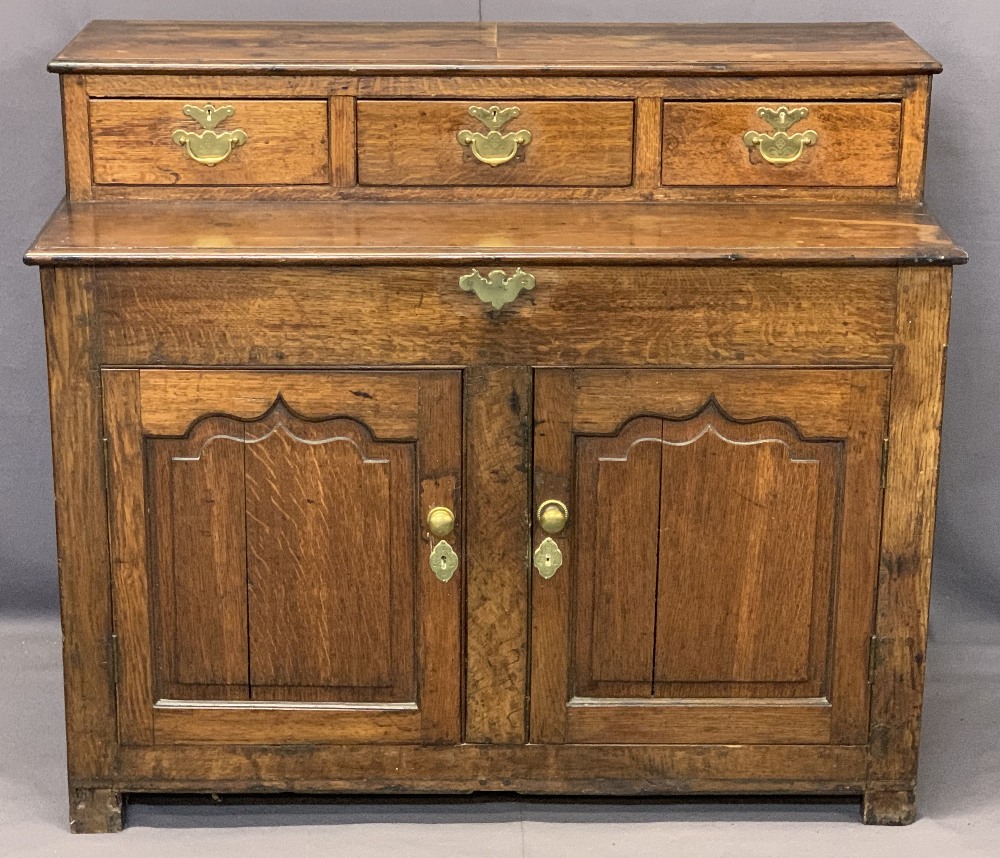 ANTIQUE OAK NEATLY PROPORTIONED SIDEBOARD BASE (EX COFFER CONVERSION) - the upper section with three