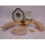 POTTERY & PORCELAIN COLLECTABLES - a mixed quantity to include Aynsley pig ornaments, Radford