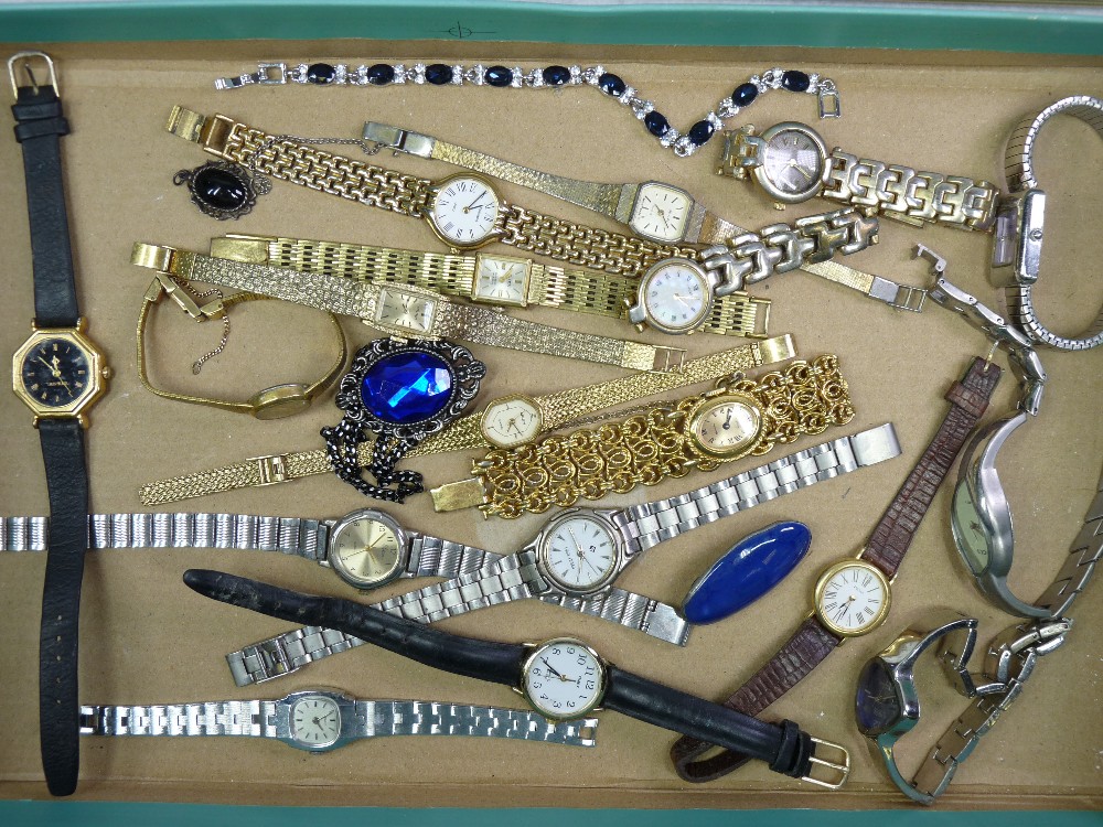 QUANTITY OF LADY'S & GENT'S WRISTWATCHES with a small selection of jewellery including a Ruskin type - Image 2 of 4