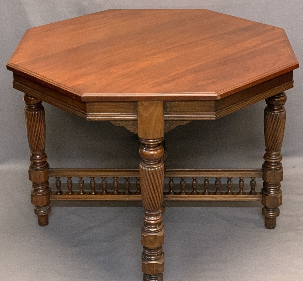 CIRCA 1900 MAHOGANY OCTAGONAL TOP TABLE - on turned and twist supports with conjoining finial topped