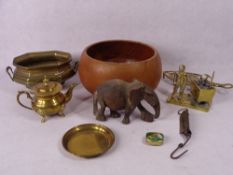 TREEN & BRASSWARE - an assortment