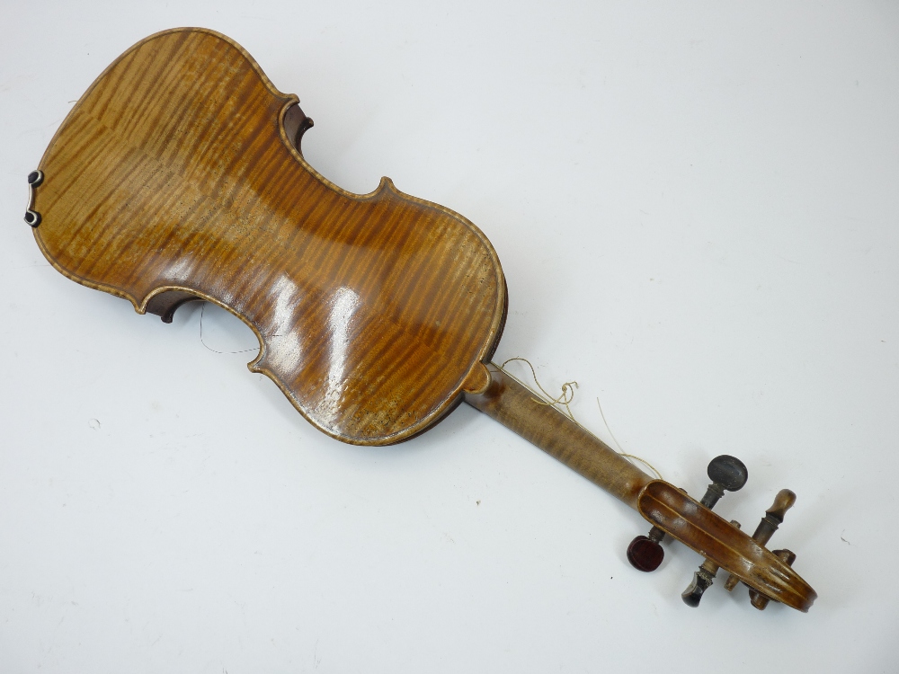 CASED VINTAGE VIOLIN WITH TWO BOWS - Image 3 of 3