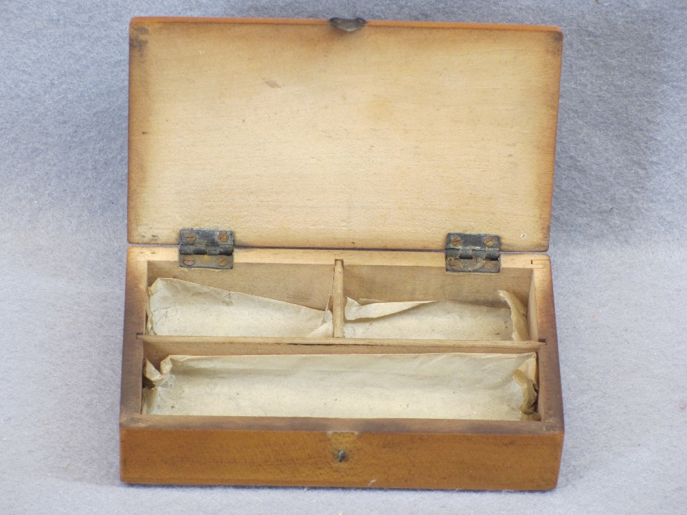 MAUCHLINE WARE & OTHER VINTAGE BOXES with a carved wooden hand mirror, the Mauchline ware includes a - Image 3 of 4