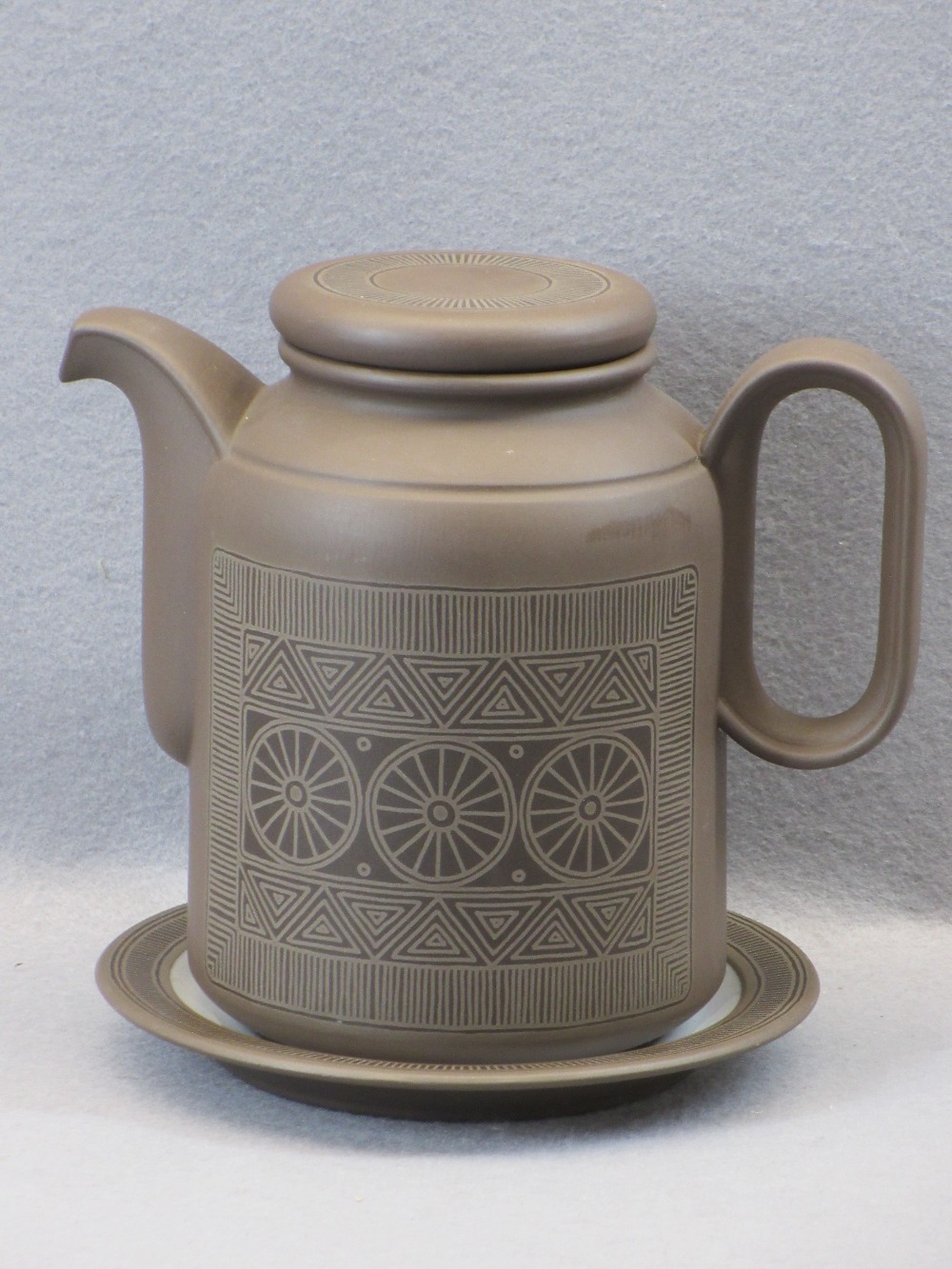 LANCASTER VITRAMIC HORNSEA POTTERY, TEA & COFFEE SET - 30 pieces Palatine 1977 - Image 2 of 5