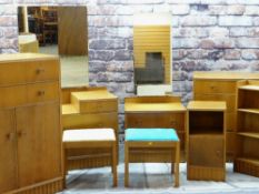 FYNE LADYE OF BANBURY 20TH CENTURY PALE OAK BEDROOM SUITE, drawers with turned anddles, on scalloped