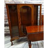 EDWARDIAN MAHOGANY CHINA CABINET, with chequer stringing, 124cm wide