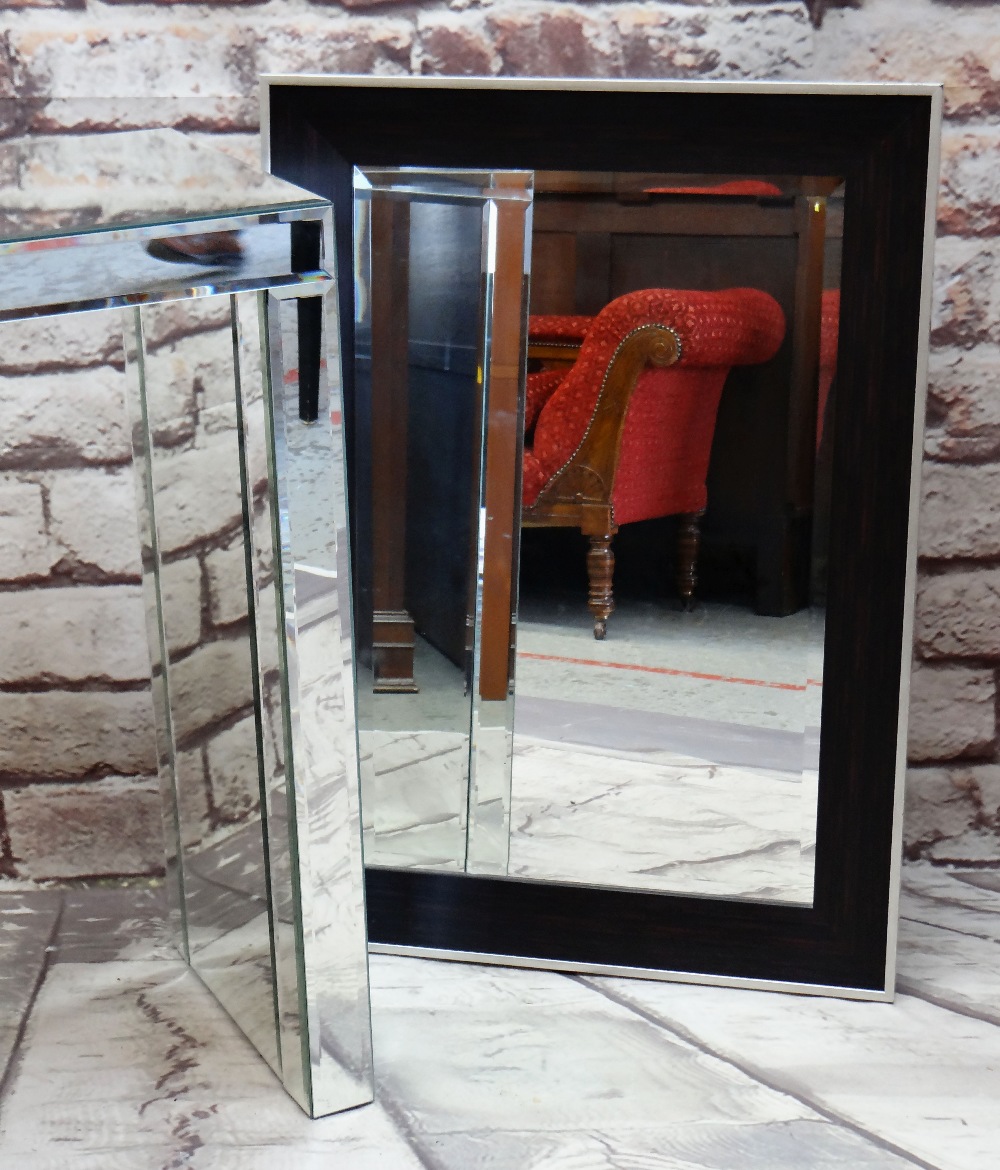 CONTEMPORARY MIRROR GLASS HALL TABLE & PAIR WALL MIRRORS, table 122w x 40d x 89cms h, mirrors 92 x - Image 2 of 3