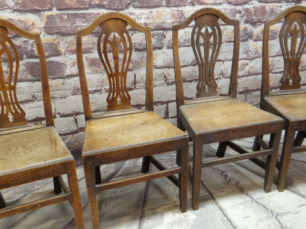 SET OF FOUR EARLY 19TH CENTURY OAK SIDE CHAIRS with pierced vase splats, tapering solid seats and - Image 3 of 3