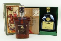 BOXED SPIRITS & CIGARS comprising combination box containing unopened box of Havana 'Corvanna'