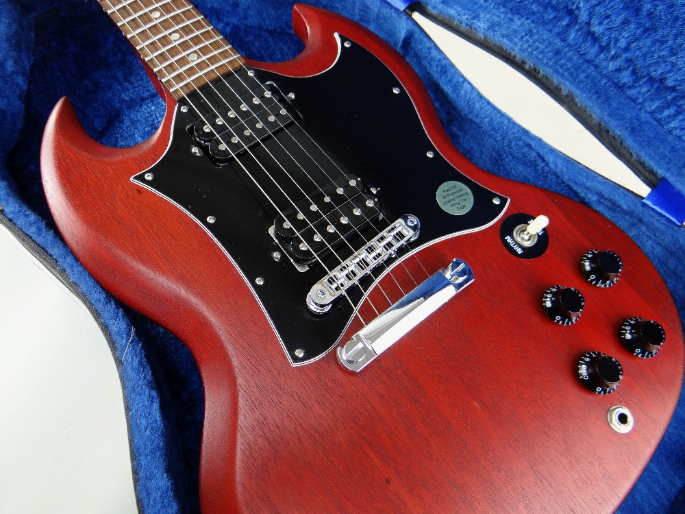 GIBSON SG SPECIAL FADED ELECTRIC GUITAR, made in USA, ser. no. 12xxxxx63 corresponding to 25-10- - Image 3 of 3