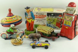 ASSORTED COLLECTABLE TOYS & TIN PLATE comprising Cragstan's 'Talking Robot' No 2525-1 partially