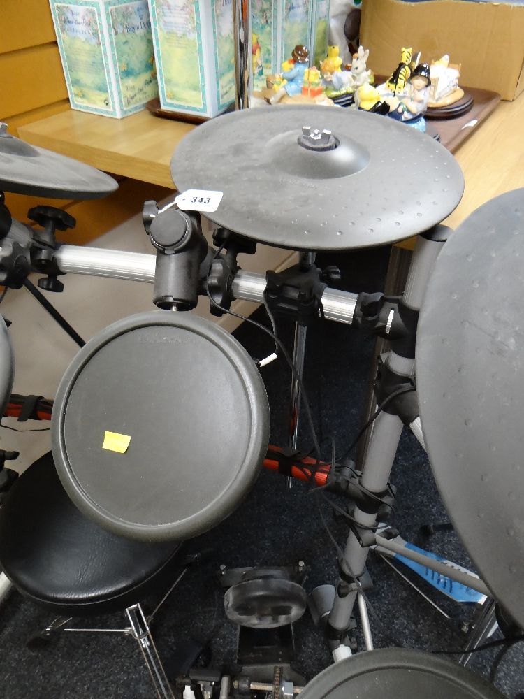 YAMAHA DTXPRESS III ELECTORNIC DRUM KIT, three drums pads, three cymbal pads, high hat cymbal pad - Image 10 of 10