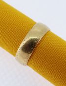 22CT YELLOW GOLD WEDDING BAND, ring size K, 4.8gms