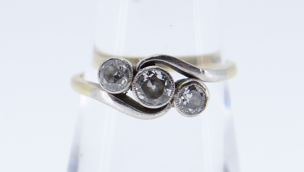 18CT GOLD THREE STONE DIAMOND RING, twist shank, 0.4cts overall approx., ring size O, 2.6gms - Image 2 of 2